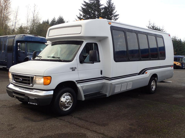 Seattle (Vancouver) Private Transfer in a (Mini Bus) One Way
